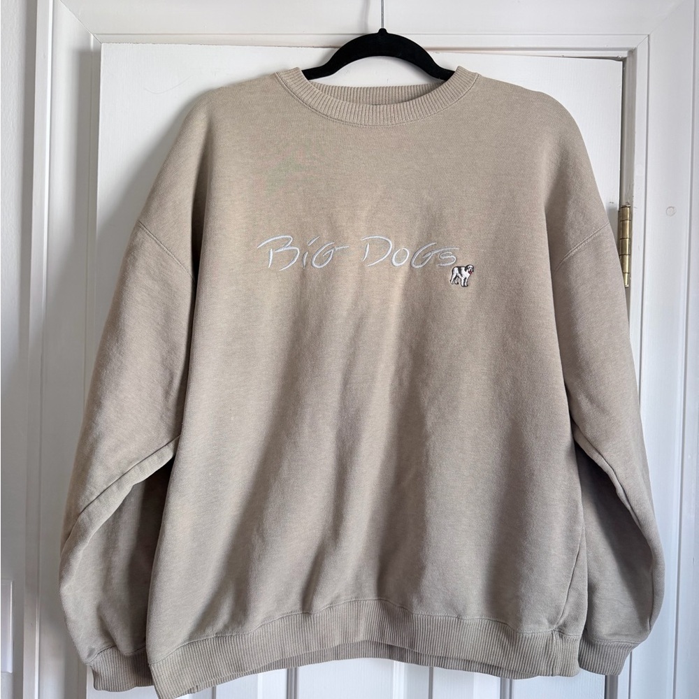 Big Dogs Men's Beige Crewneck Sweater